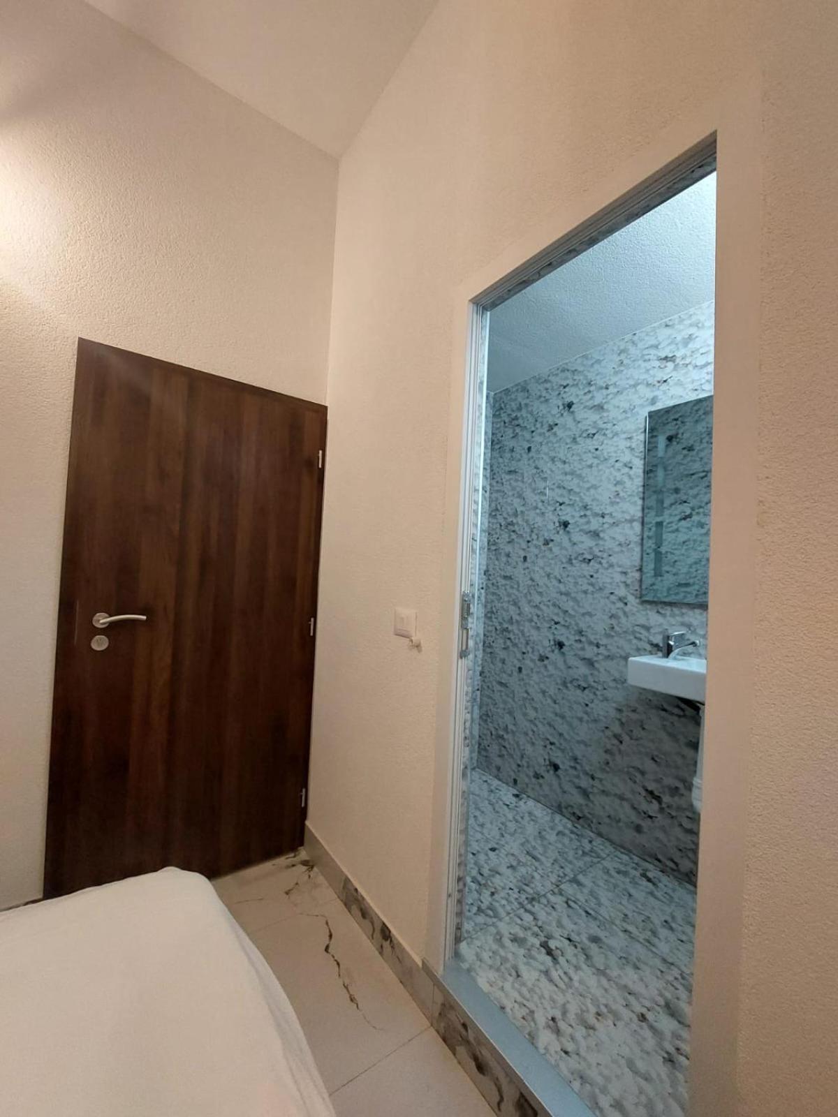 Hotel Inn Prizren Exterior foto